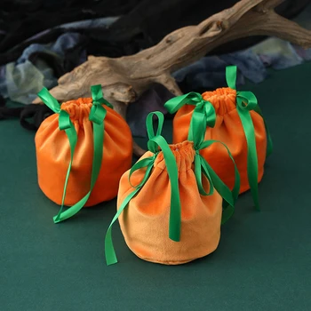 Velvet Halloween Oranžovej Farbe Candy Bag S Ozdobná Šnúrka Na Uniforme Trick Or Treat Candy Vaky Na Balenie Darčekové Tašky Party Dekorácie