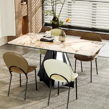 Moderný minimalistický malé domáce obdĺžnikový jedálenský stôl so svetlom luxusnom štýle rock rada