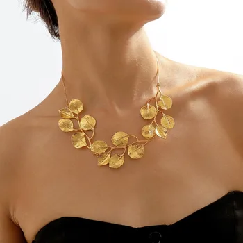 2023 Ženy Šperky Tvorivé Osobné Kovové Vietor Náhrdelníky Náušnice Prehnané Zliatiny Choker Náhrdelník Reťaze Luxus