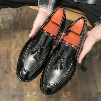 Pánske Šaty Topánky Platformu Gentleman Mokasíny Muži Móda Strapec Svadobné Topánky Čierne Formálne Business Luxusné Slip-on Kožené Topánky