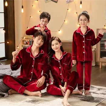 Vianočné Pyžamá pre Rodiny detské Pyžamo Mužov Pyžama Nastaviť Pijamas Ženy Sleepwear Dlhý Rukáv CardiganGoldVelvetLoungewear